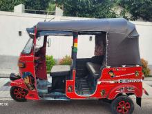 https://riyasewana.com/uploads/bajaj-three-wheel-51851416876.jpg