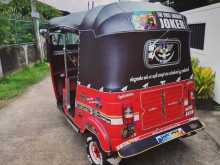 https://riyasewana.com/uploads/bajaj-three-wheel-58241022073.jpg
