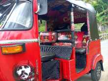 https://riyasewana.com/uploads/bajaj-three-wheel-61410024513.jpg