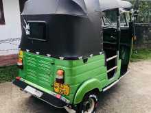 https://riyasewana.com/uploads/bajaj-three-wheel-812280522372.jpg