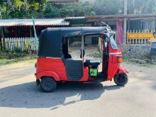 https://riyasewana.com/uploads/bajaj-three-wheel-915220517723.jpg