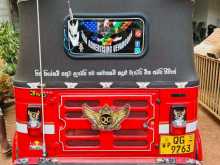 https://riyasewana.com/uploads/bajaj-three-wheel-91547204762.jpg