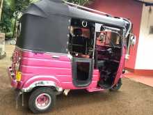 https://riyasewana.com/uploads/bajaj-three-wheel-92117284982.jpg