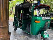 https://riyasewana.com/uploads/bajaj-three-wheel-92230594503.jpg
