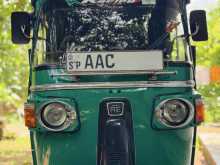https://riyasewana.com/uploads/bajaj-three-wheeler-112005822342.jpg