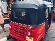 https://riyasewana.com/uploads/bajaj-three-wheeler-19183538963.jpg