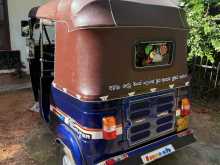 https://riyasewana.com/uploads/bajaj-three-wheeler-197442122482.jpg