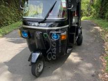 Bajaj 4 Stroke 2011 Three Wheel