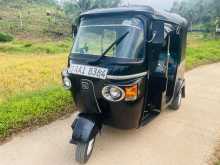 Bajaj 4 Stroke 2013 Three Wheel