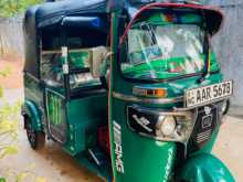 https://riyasewana.com/uploads/bajaj-three-wheeler-2014-39513312052.jpg