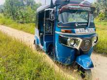 Bajaj 4 Stroke 2015 Three Wheel