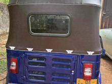 https://riyasewana.com/uploads/bajaj-three-wheeler-213142324593.jpg