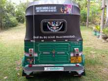 https://riyasewana.com/uploads/bajaj-three-wheeler-22101117212.jpg