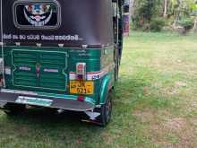 https://riyasewana.com/uploads/bajaj-three-wheeler-22101117785.jpg
