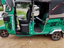 https://riyasewana.com/uploads/bajaj-three-wheeler-27171759192.jpg