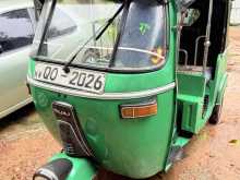 https://riyasewana.com/uploads/bajaj-three-wheeler-317053222493.jpg