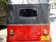 https://riyasewana.com/uploads/bajaj-three-wheeler-3438464852.jpg