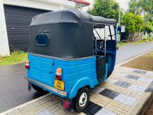 https://riyasewana.com/uploads/bajaj-three-wheeler-71014076525.jpg