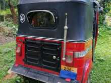 https://riyasewana.com/uploads/bajaj-three-wheels-2000-511000412963.jpg