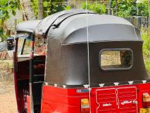 https://riyasewana.com/uploads/bajaj-threeweel-11445116804.jpg