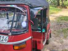 https://riyasewana.com/uploads/bajaj-threeweel-2006-2216441012942.jpg
