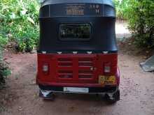 https://riyasewana.com/uploads/bajaj-threeweel-2006-3015412212573.jpg