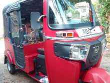 Bajaj RE 2017 Three Wheel