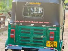 https://riyasewana.com/uploads/bajaj-threeweel-2stok-131103586314.jpg