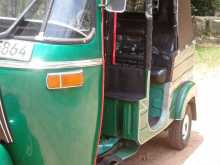 https://riyasewana.com/uploads/bajaj-threeweel-2stok-41231434413.jpg