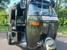 https://riyasewana.com/uploads/bajaj-threeweel-3141140406312.jpg