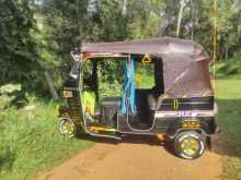 https://riyasewana.com/uploads/bajaj-threeweel-5920554712.jpg