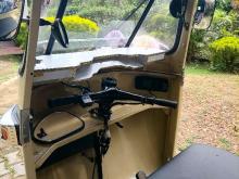 https://riyasewana.com/uploads/bajaj-threewel-11925506825.jpg