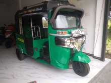 Bajaj 4 Stroke 2015 Three Wheel