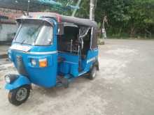https://riyasewana.com/uploads/bajaj-threewheel-1317114113704.jpg