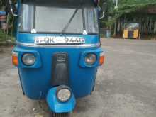 https://riyasewana.com/uploads/bajaj-threewheel-1317114113712.jpg