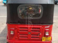 https://riyasewana.com/uploads/bajaj-threewheel-1510301847023.jpg