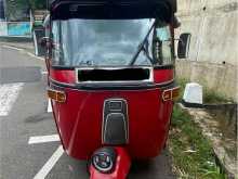 https://riyasewana.com/uploads/bajaj-threewheel-1712303022082.jpg