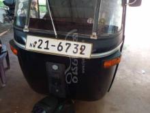 https://riyasewana.com/uploads/bajaj-threewheel-1994-71405191234136.jpg