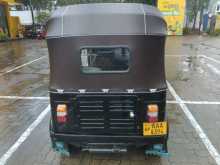 https://riyasewana.com/uploads/bajaj-threewheel-2013-1910422512024.jpg