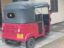 https://riyasewana.com/uploads/bajaj-threewheel-2015-227351212153.jpg