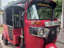 https://riyasewana.com/uploads/bajaj-threewheel-2015-22735121236228.jpg