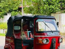 https://riyasewana.com/uploads/bajaj-threewheel-2215571317894.jpg
