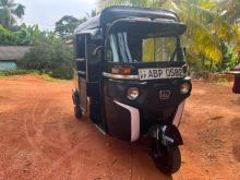 Bajaj RE 2017 Three Wheel