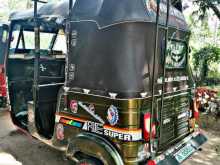 https://riyasewana.com/uploads/bajaj-threewheel-26939494813.jpg