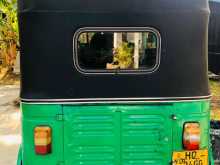 https://riyasewana.com/uploads/bajaj-threewheel-301937594872.jpg