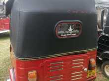 https://riyasewana.com/uploads/bajaj-threewheel-51452404783.jpg