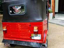 https://riyasewana.com/uploads/bajaj-threewheel-616170022853.jpg