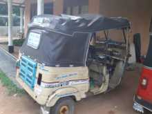 https://riyasewana.com/uploads/bajaj-threewheel-7956154093.jpg