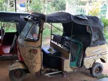 https://riyasewana.com/uploads/bajaj-threewheel-7956154562.jpg