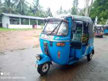 https://riyasewana.com/uploads/bajaj-threewheeler-2004-2511501812362.jpg